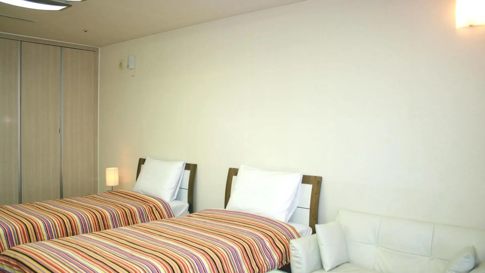 New Guest House انشيون كوريا الجنوبية